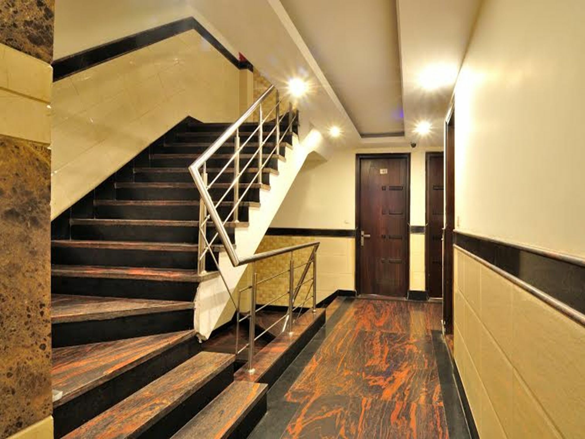 Oyo 1912 Hotel Dada Cottage New Delhi Exterior photo