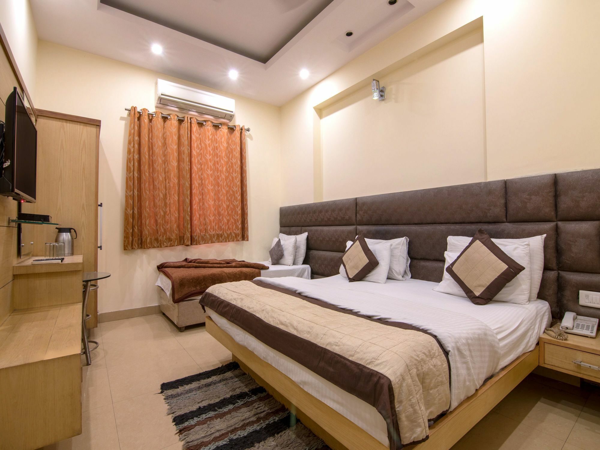 Oyo 1912 Hotel Dada Cottage New Delhi Exterior photo