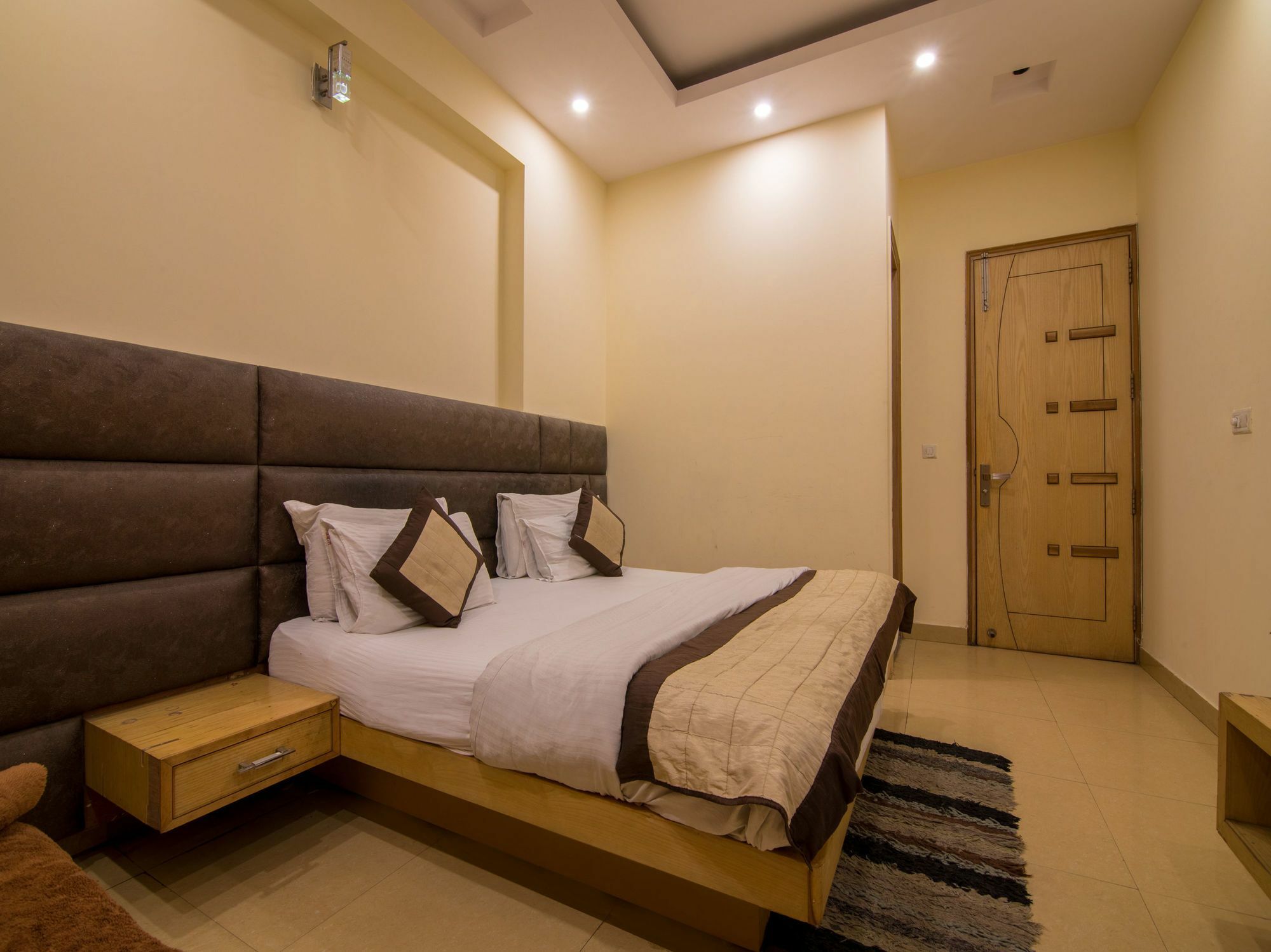 Oyo 1912 Hotel Dada Cottage New Delhi Exterior photo